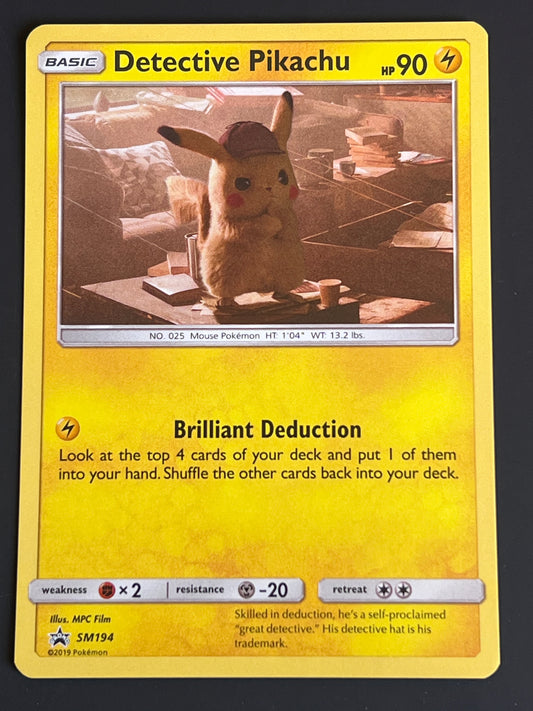 SM194 Detective Pikachu - Pokémon Black Star Promo