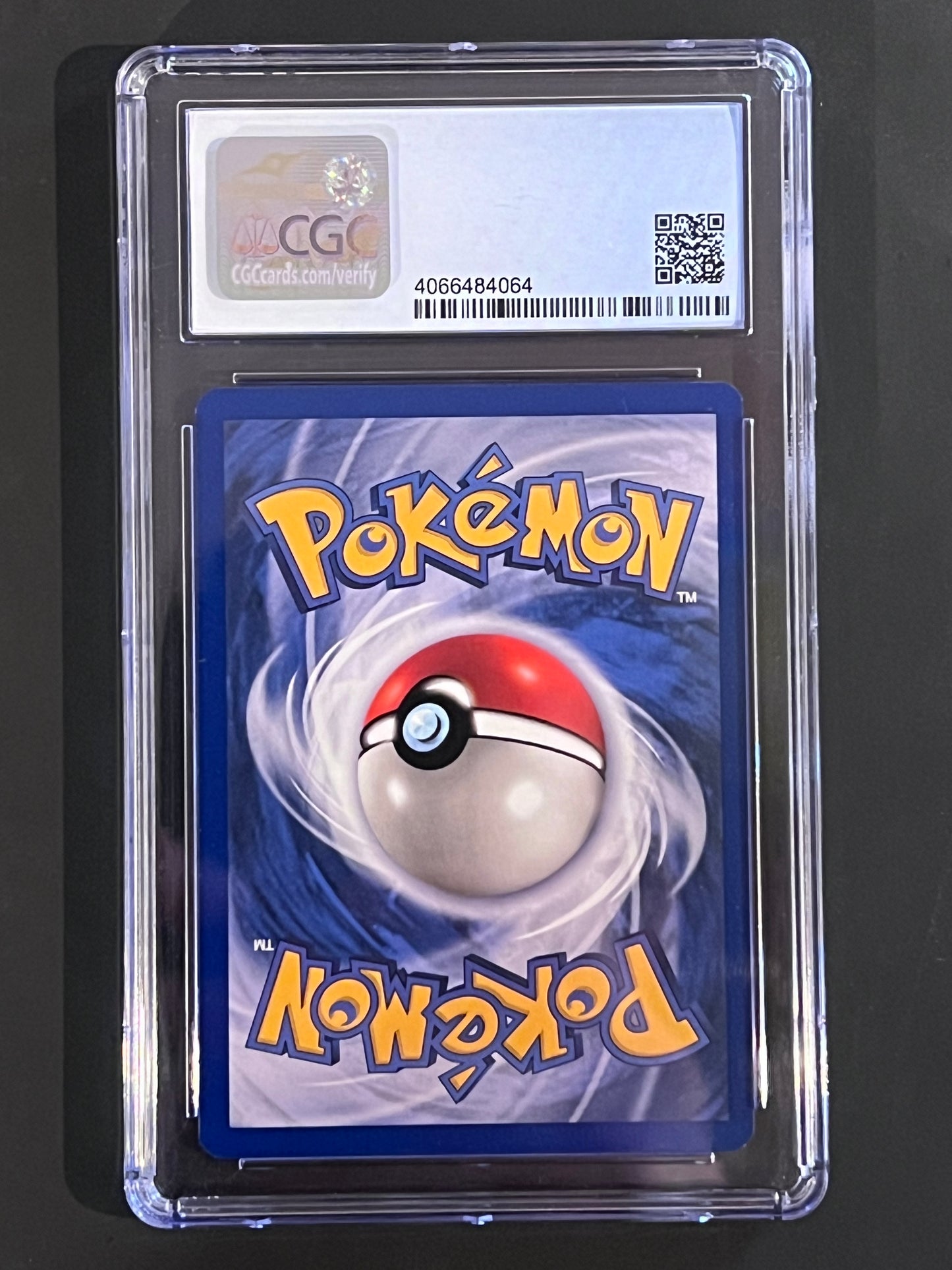 CGC Dragonite - 4/62 Fossil Holo Rare MINT Grade 9