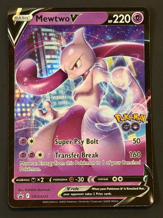 SWSH223 Mewtwo V - Black Star Promo