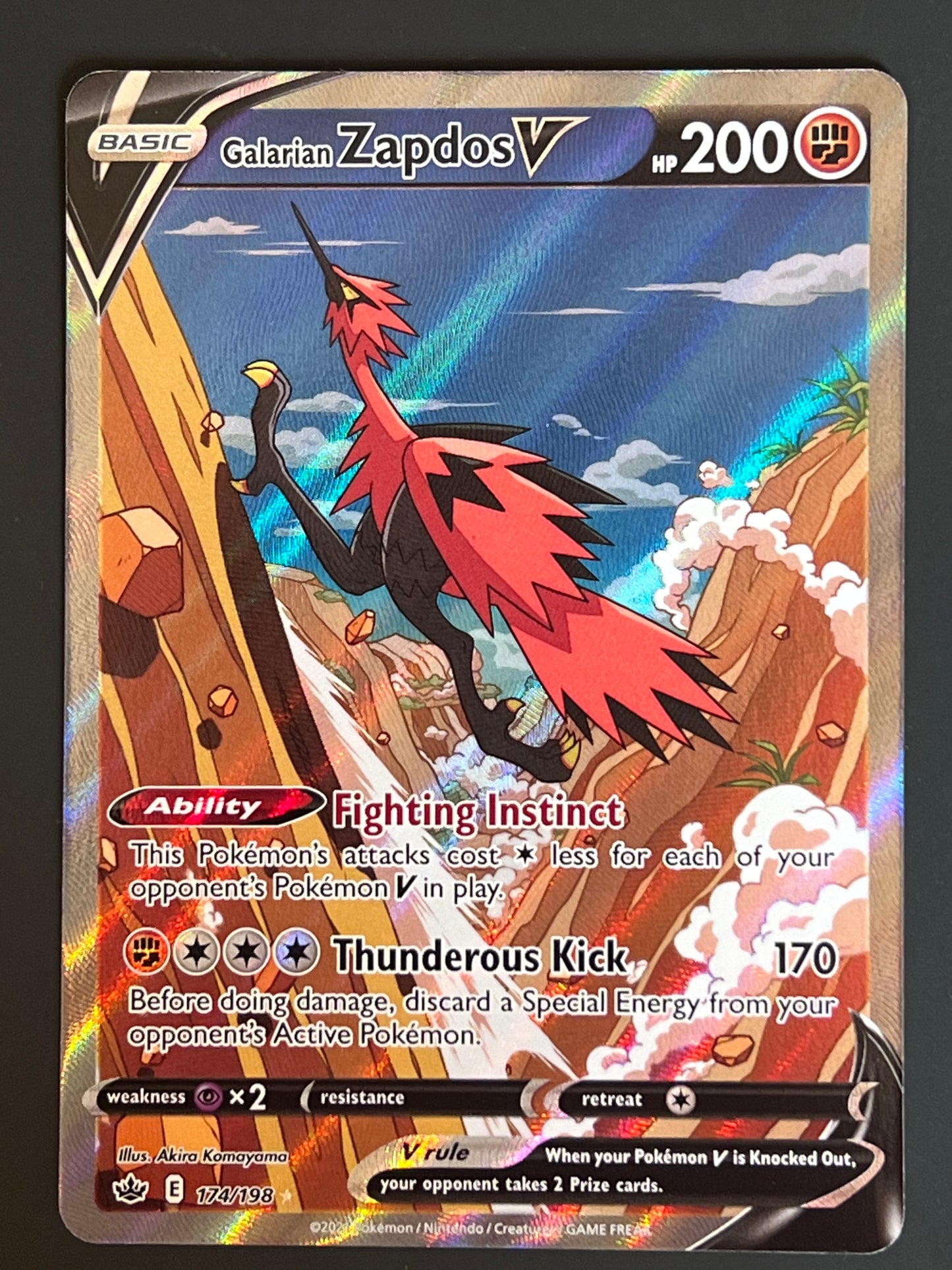174/198 Galarian Zapdos V - Pokémon Chilling Reign Alternate Full Art